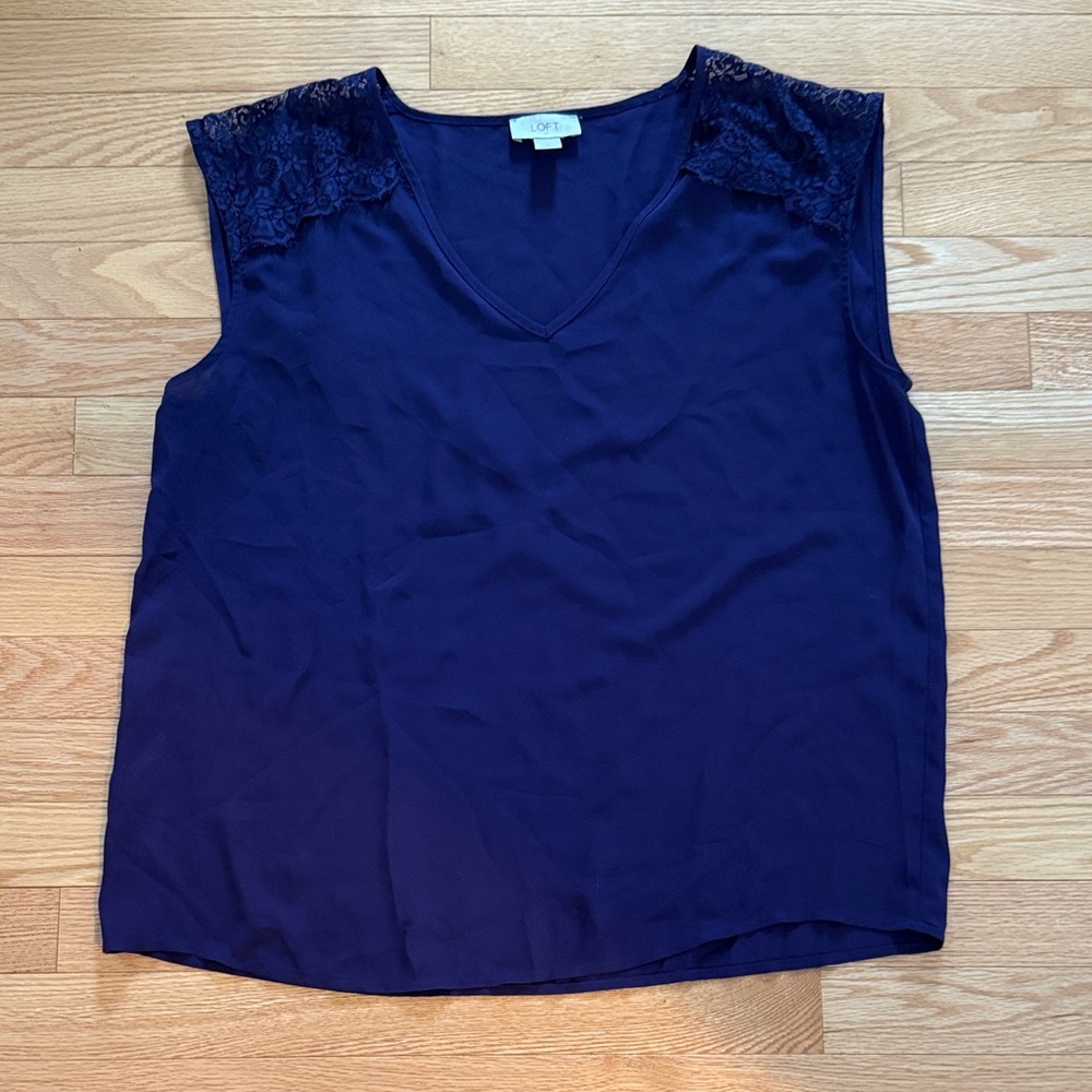 LOFT Women's Purple Lace Sleeved Shirt
